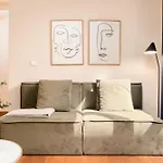 Hotel apartamentowy Limehome Rua Eca De Queiroz