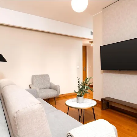 Lägenhetshotell Limehome Rua Eca De Queiroz Lisboa