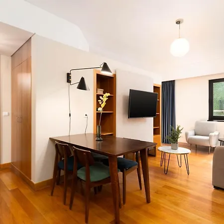 Limehome Rua Eca De Queiroz アパートホテル 4*