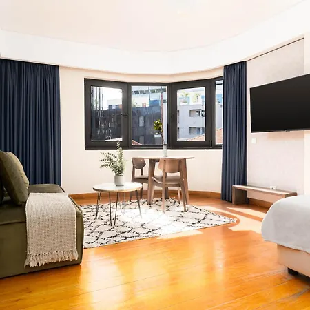 アパートホテル Limehome Rua Eca De Queiroz リスボン