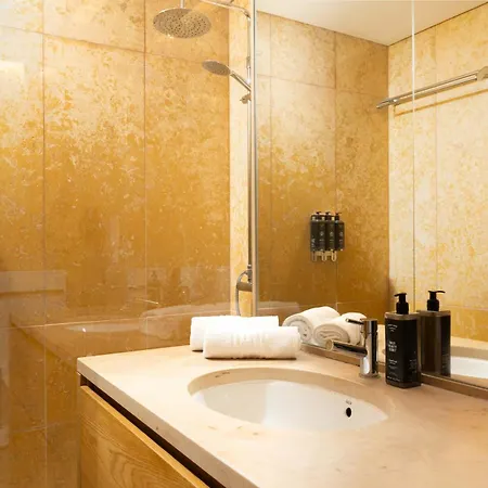 Limehome Rua Eca De Queiroz アパートホテル 4*