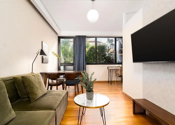 Limehome Rua Eca De Queiroz